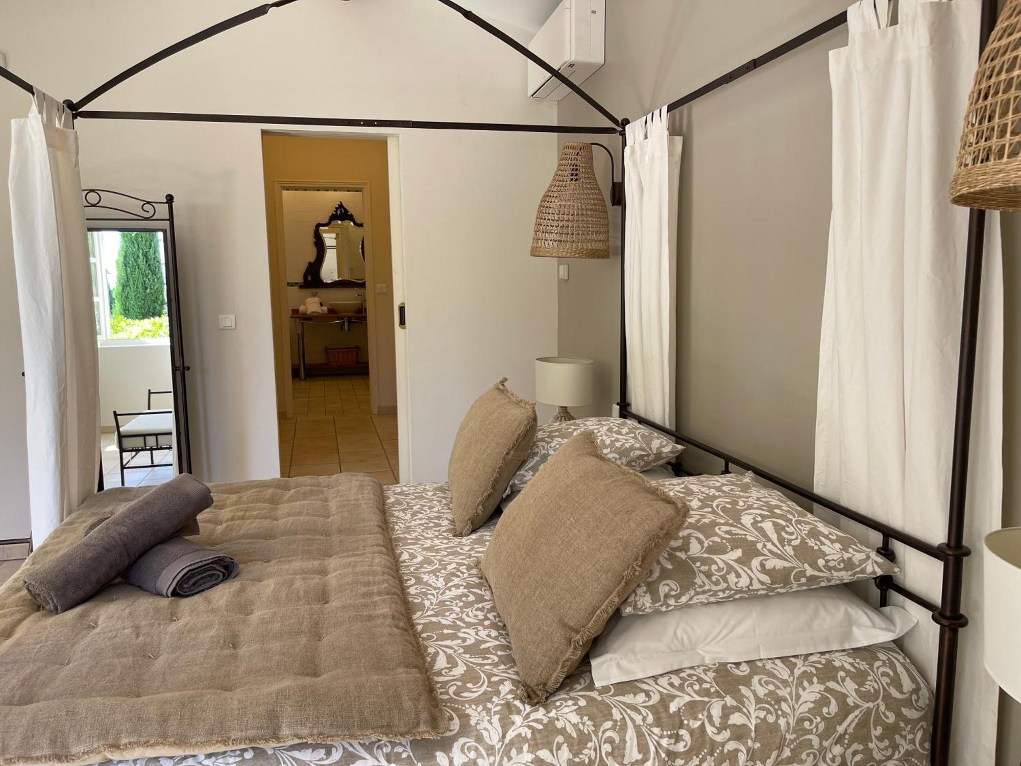 La Villa Baronnette Cabrières-dʼAvignon Extérieur photo
